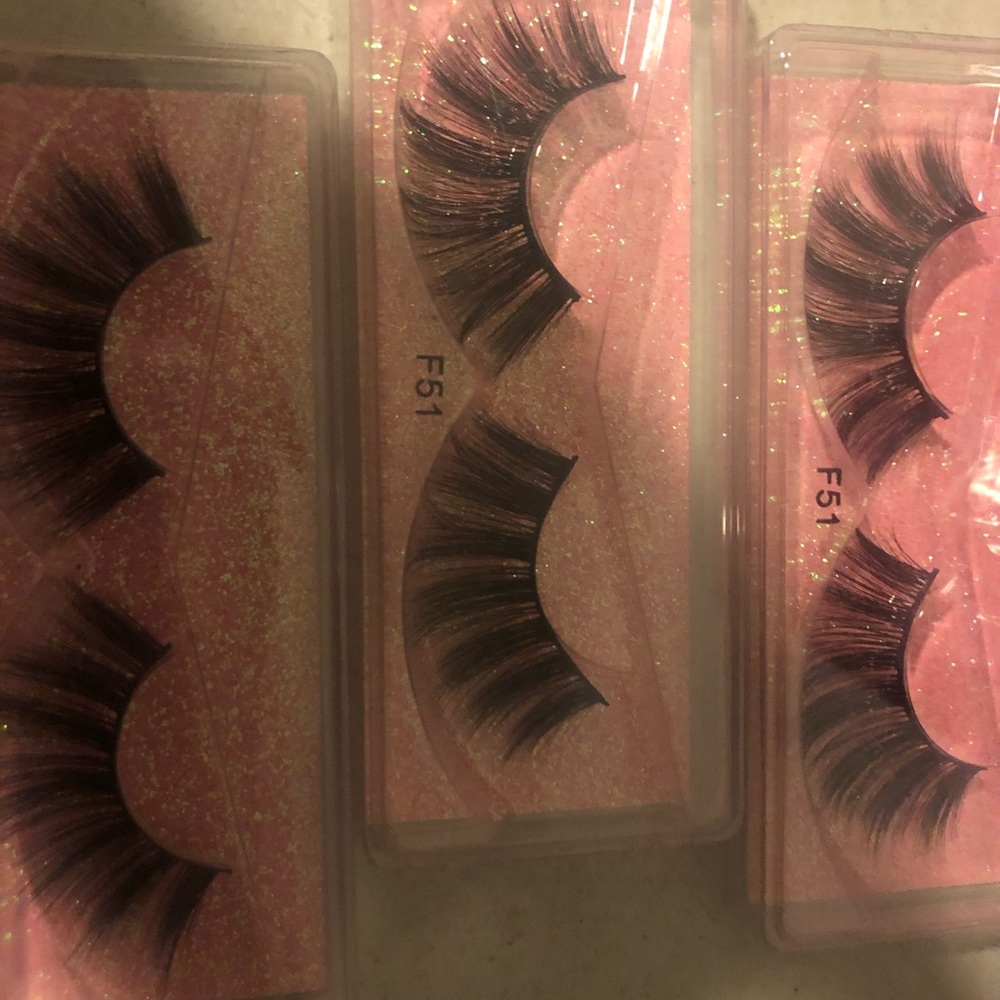 EYELASH BUNDLE